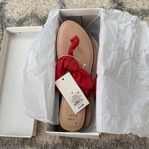 Women’s sandals